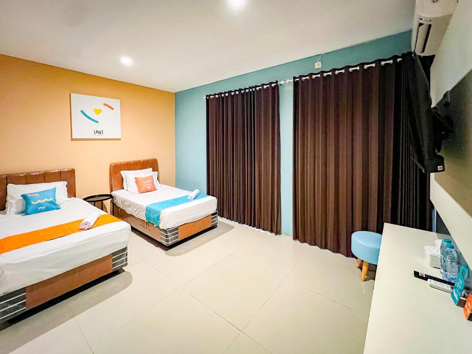 Sans Stay Bukit Palma Citraland Surabaya Exterior foto